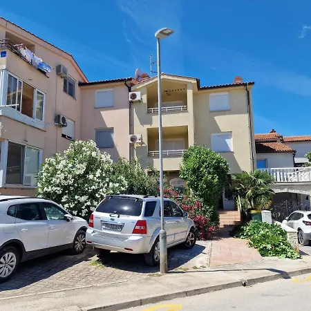 Apartment Puntizela Pula